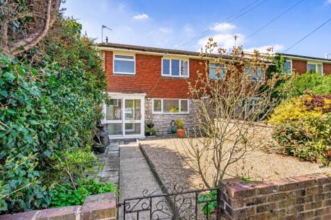 Park Lane, Kemsing, TN15 6NX 3 bed terraced house for sale