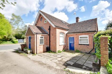 Main Street, Peasmarsh 2 bed detached house for sale