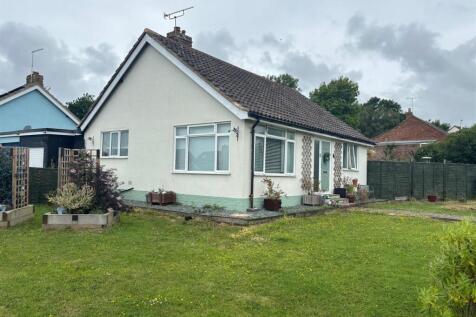 Manor Close, Icklesham, Winchelsea 2 bed detached bungalow for sale