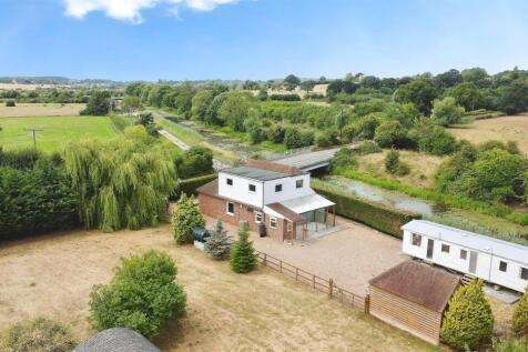 Church Road, Warehorne 4 bed detached house for sale