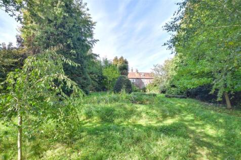 Court Lodge Road, Appledore 3 bed semi