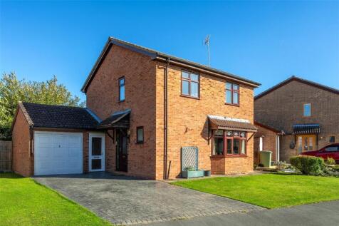 Bramley Close, Bourne, Lincolnshire... 3 bed detached house for sale