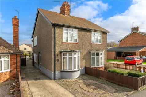 Meadowgate, Bourne, Lincolnshire, PE10 2 bed semi