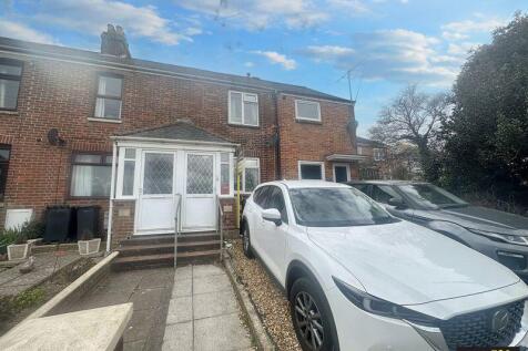 CHICKERELL ROAD, CHICKERELL... 2 bed cottage for sale