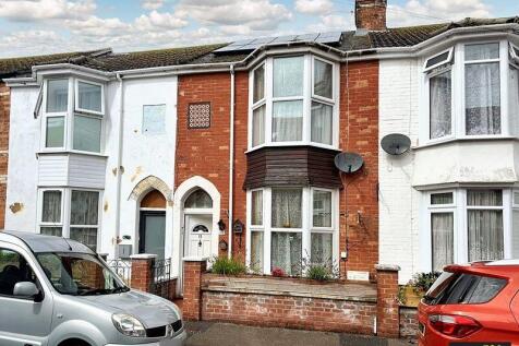 CHELMSFORD STREET, WEYMOUTH, DORSET 2 bed terraced house for sale