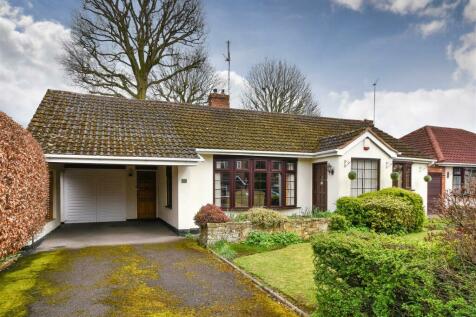 2 bedroom detached bungalow for sale