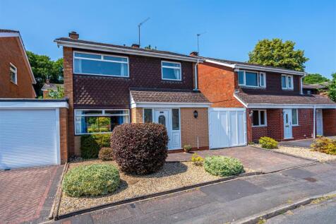 49 Woodfield Heights, Tettenhall... 4 bed link detached house for sale