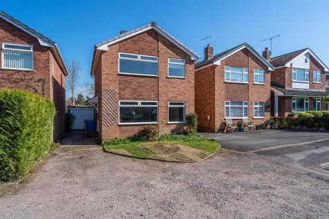 4 Easthall Close, Brewood, Stafford... 3 bed detached house for sale