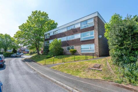 40 High Meadows, Compton... 2 bed flat for sale