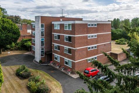 Flat 6, The Manor House, Upper Green... 2 bed flat for sale