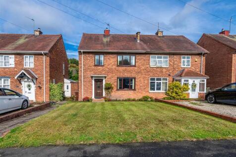 24 Bentley Road, Fordhouses... 3 bed house for sale
