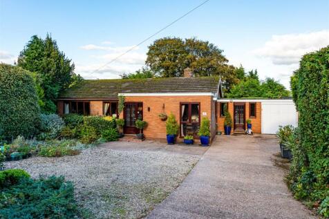 1 Golden Acres, Alveley, Bridgnorth 3 bed detached bungalow for sale
