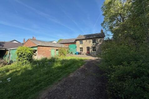 3 bedroom farm house for sale