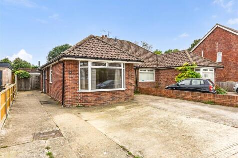 Langdale Avenue, Chichester, West... 3 bed bungalow for sale