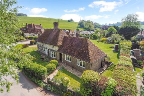 East Dean, Chichester, West Sussex, PO18 6 bed detached house for sale