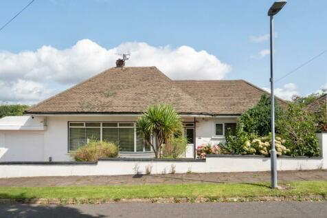 4 bedroom detached bungalow for sale