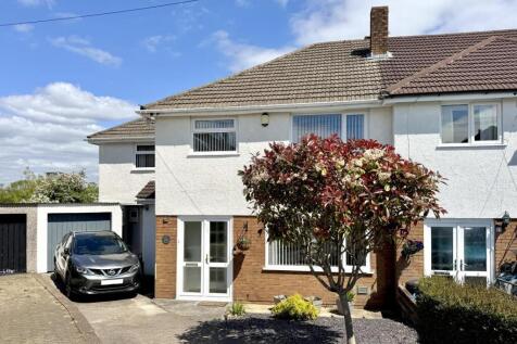 4 bedroom semi-detached house for sale