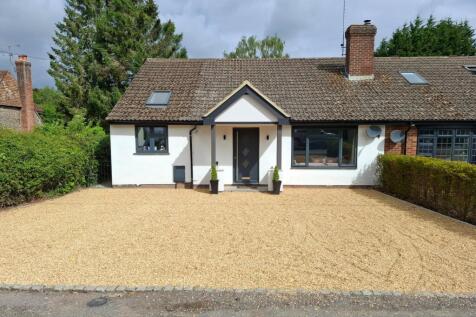 Mint Road, Liss, Hampshire 3 bed bungalow for sale