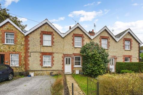 Forest Road, Liss, Hampshire 2 bed terraced house for sale