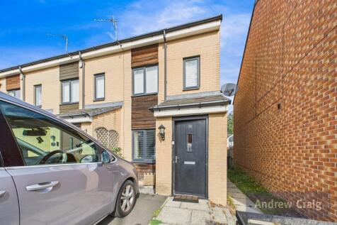 St. Aloysius View, Hebburn 3 bed end of terrace house for sale
