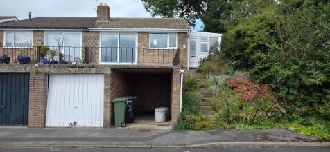 2 bedroom semi-detached bungalow for sale
