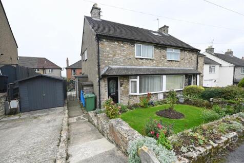 2 bedroom semi-detached house for sale
