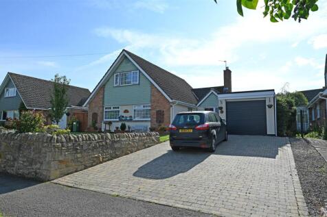 4 bedroom detached bungalow for sale