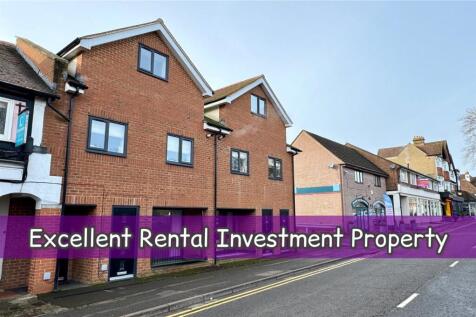 Oak End Way, Gerrards Cross... 2 bed apartment for sale