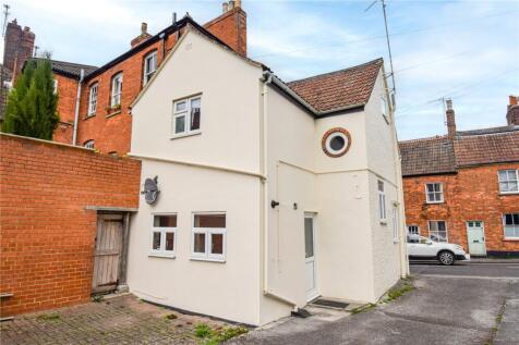 Bridewell Street, Devizes, Wiltshire... 2 bed end of terrace house for sale
