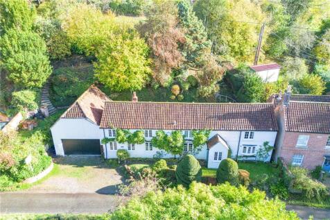 Low Road, Little Cheverell, Devizes... 4 bed detached house for sale