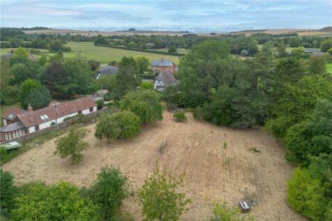 2 bedroom detached house for sale