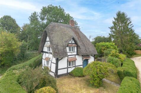 2 bedroom detached house for sale
