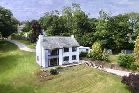 Tarrandean Lane, Perranwell Station 4 bed detached house for sale