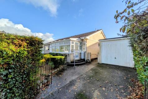 2 bedroom semi-detached bungalow for sale