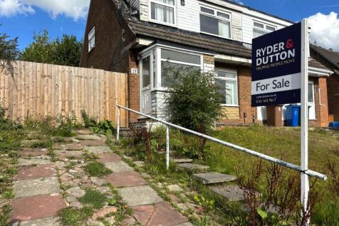 Compton Way, Middleton, Manchester, M24 3 bed semi