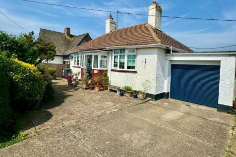 Eastbourne Road, Pevensey Bay BN24 2 bed detached bungalow for sale