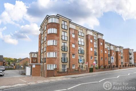Whippendell Road, Watford, Hertfordshire 2 bed apartment for sale