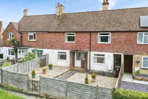 Coplands Rise, Northiam 3 bed terraced house for sale