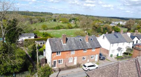 High Street, Flimwell 2 bed end of terrace house for sale