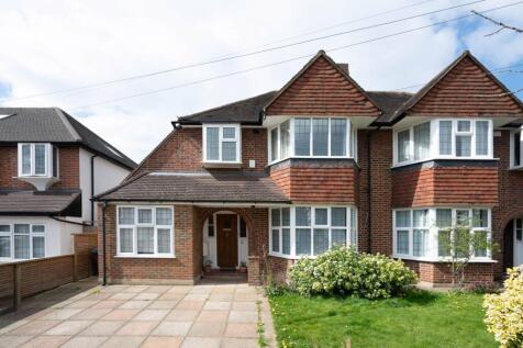4 bedroom semi-detached house for sale