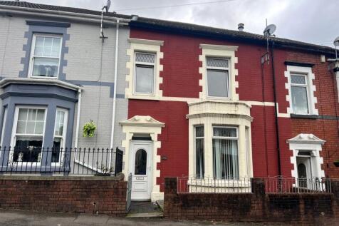Aberrhondda Road, Porth, Rhondda... 3 bed terraced house for sale