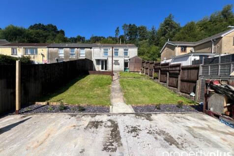 Cambrian Terrace, Tonypandy, Rhondda... 2 bed end of terrace house for sale