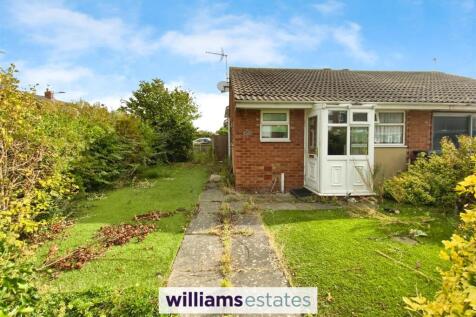 2 bedroom semi-detached bungalow for sale