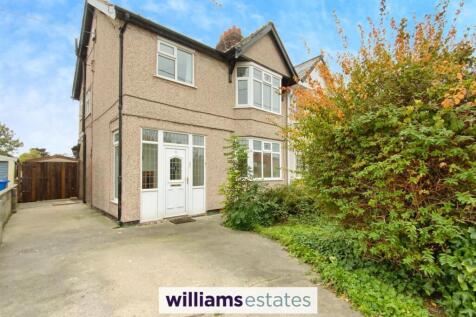 3 bedroom semi-detached house for sale