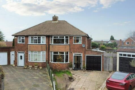 Crest View, Streetly, Sutton Coldfield 3 bed semi