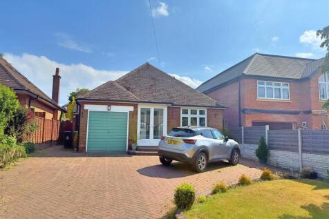 Hardwick Road, Sutton Coldfield 3 bed detached bungalow for sale