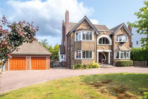 Talbot Avenue, Little Aston, Sutton... 3 bed house for sale