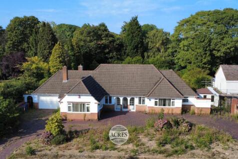 Rosemary Drive, Little Aston Park 2 bed detached bungalow for sale