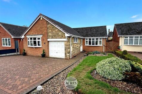Harvey Drive, Four Oaks, Sutton... 2 bed detached bungalow for sale