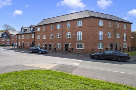 Trevore Drive, Wigan WN1 3 bed townhouse for sale